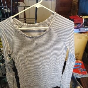 Hollister Women's Striped Gray Sweatshirt